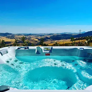 Montesoprano Agriturismo - - Spa - Gym -camping - Séjour à la ferme